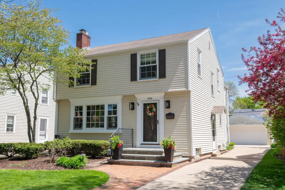 5246 N Kent Ave, Whitefish Bay, WI 53217 - #1