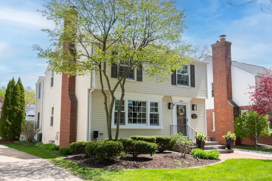 5246 N Kent Ave, Whitefish Bay, WI 53217 - #2