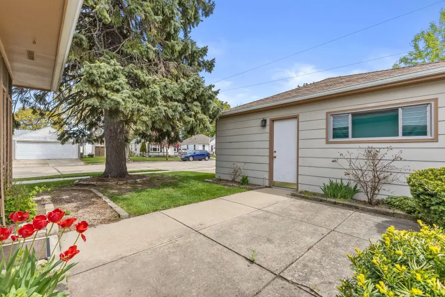 2821 Green St, Racine, WI 53402 - #2