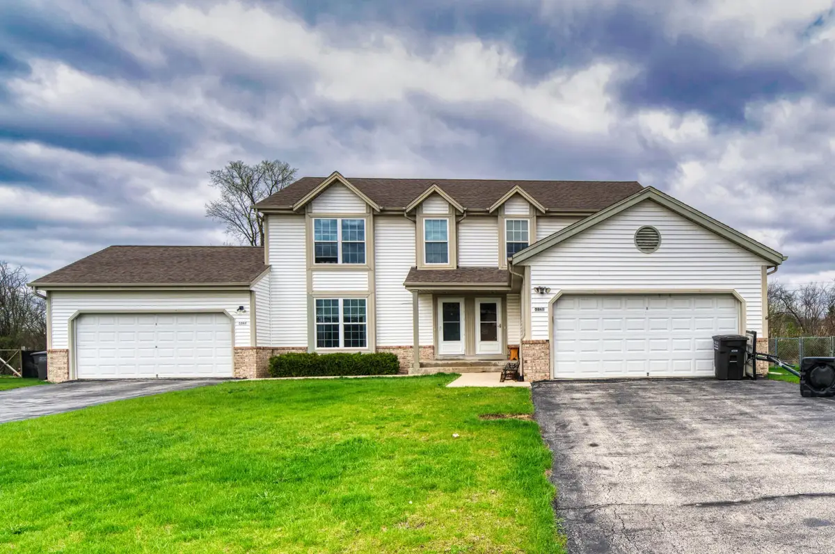 504 N 6th St, Waterford, WI 53185 - #1