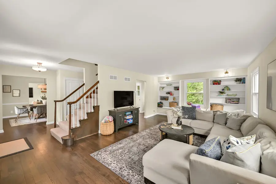10333 N Versailles Ct, Mequon, WI 53092 - #3