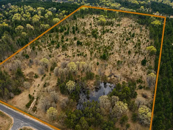 000 10th Ave, Necedah, WI 54646