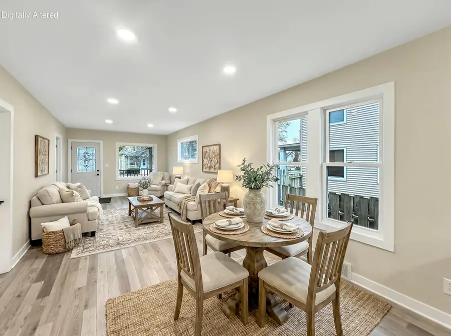 86 Lighthouse Ct, Sheboygan, WI 53081 - #2