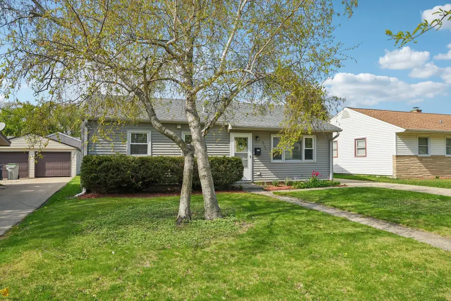 6532 W Euclid Ave, Milwaukee, WI 53219 - #2
