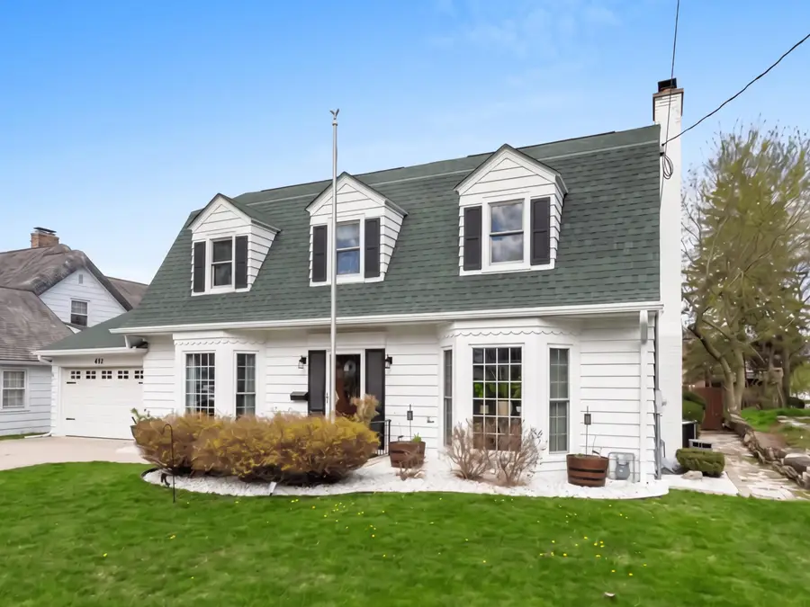 845 N 5th St, Manitowoc, WI 54220 - #2