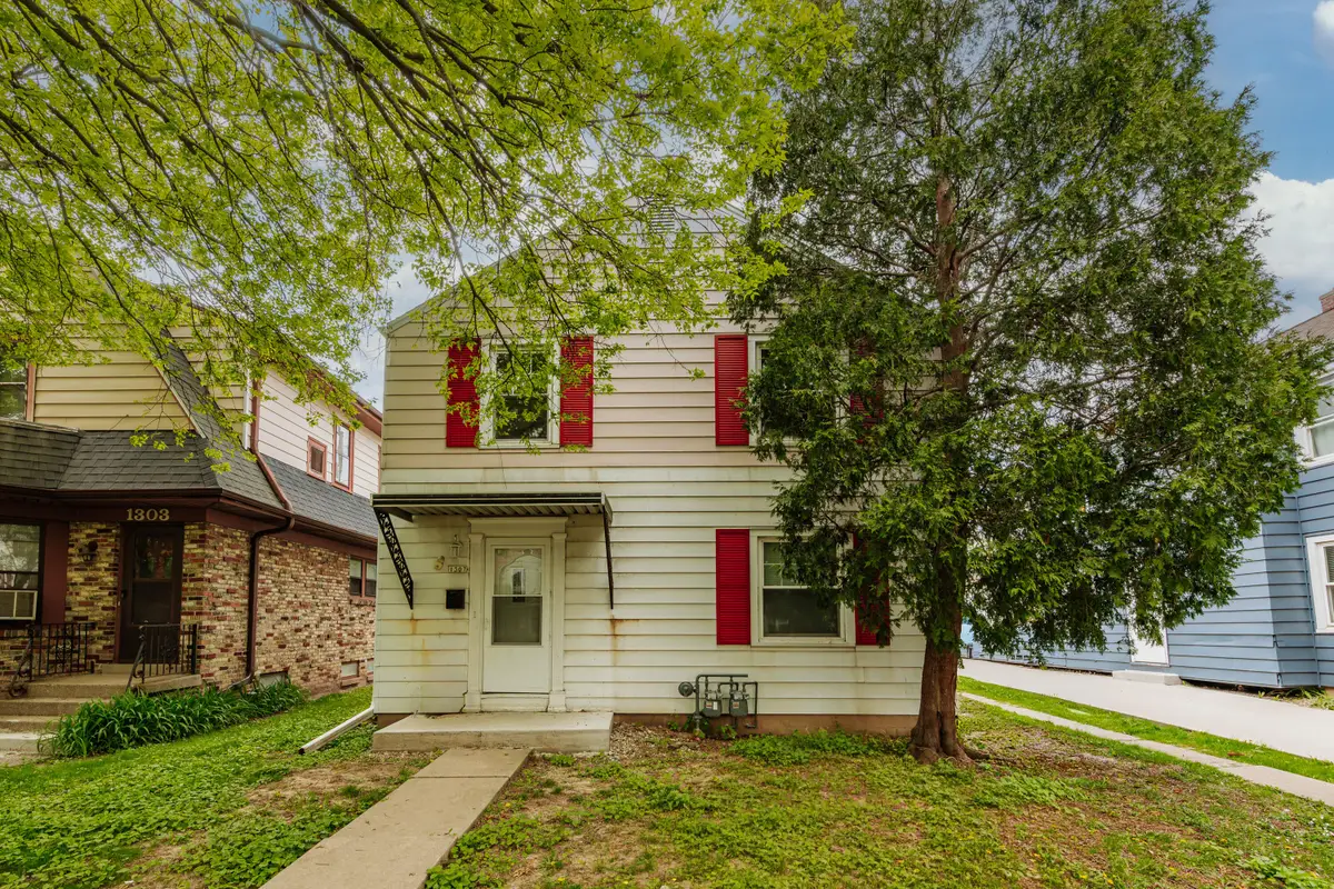 1307 N 54th St, Milwaukee, WI 53208 - #1