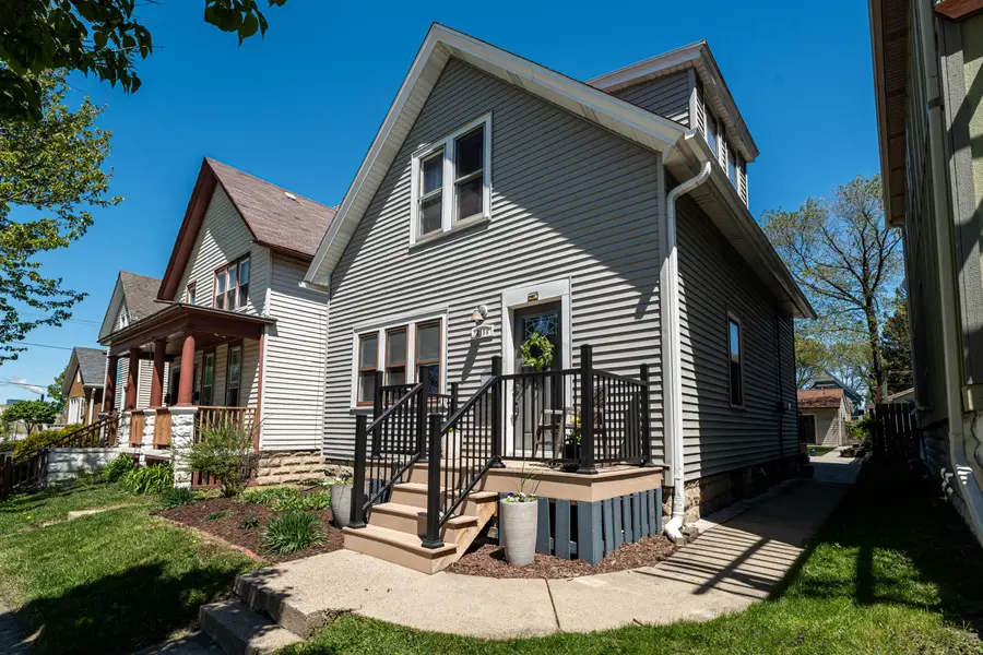 2138 S Allis St, Milwaukee, WI 53207 - #2