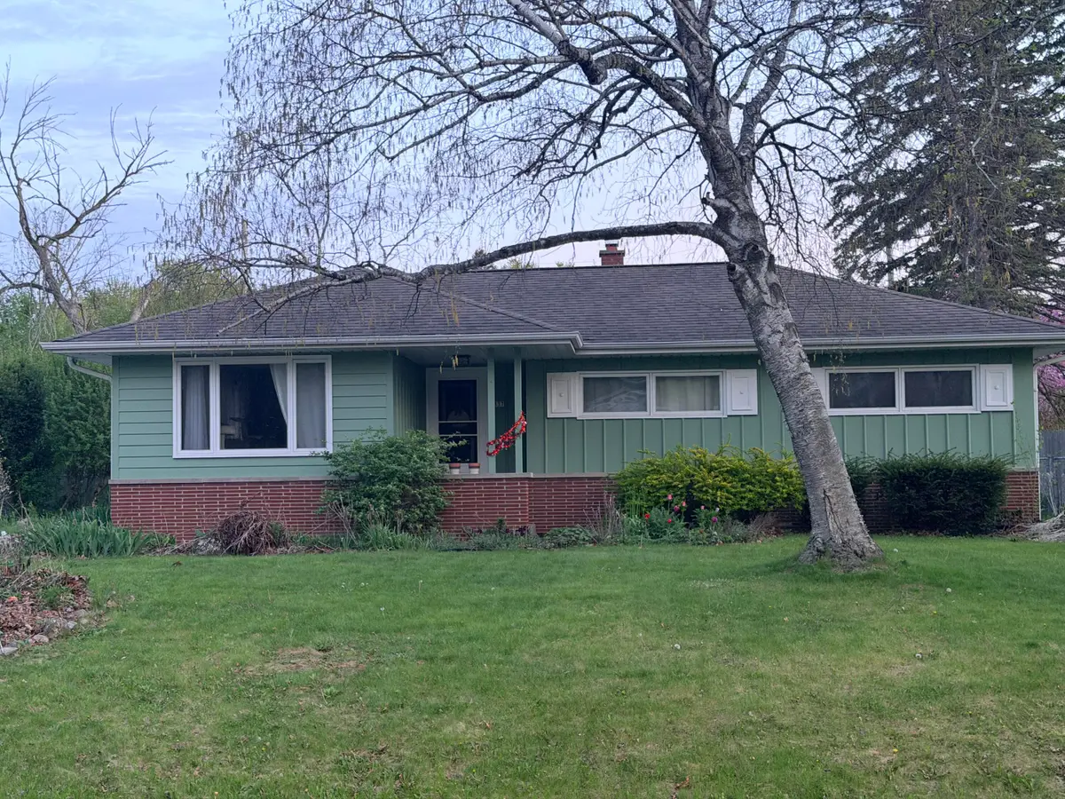 5337 W Wabash Ave, Brown Deer, WI 53223 - #1