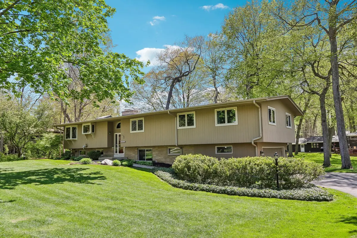 19505 Gebhardt Rd, Brookfield, WI 53045 - #1