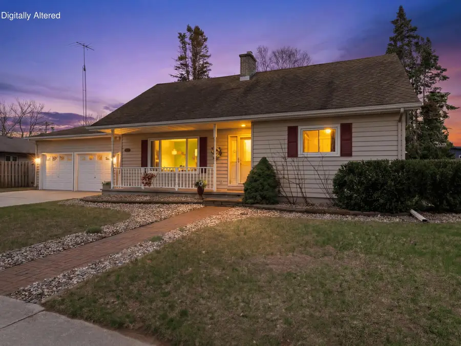 2511 36th Pl, Two Rivers, WI 54241 - #2