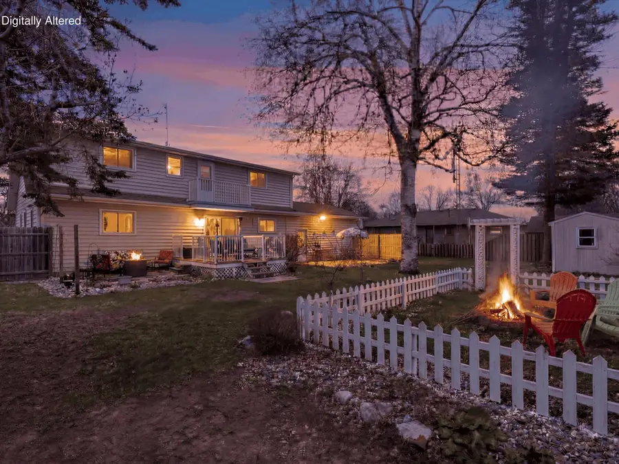 2511 36th Pl, Two Rivers, WI 54241 - #3