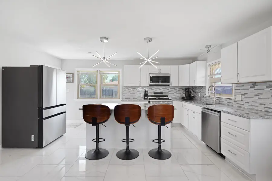 2021 18th Ave, Kenosha, WI 53140 - #3