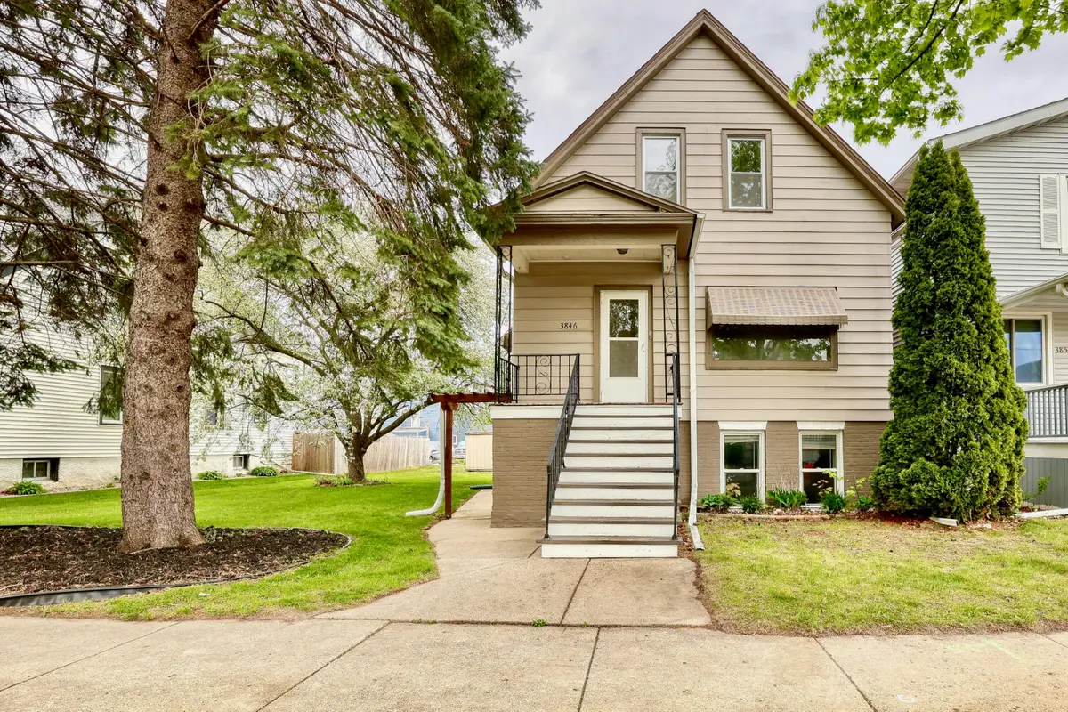 3846 E Pulaski Ave, Cudahy, WI 53110 - #1