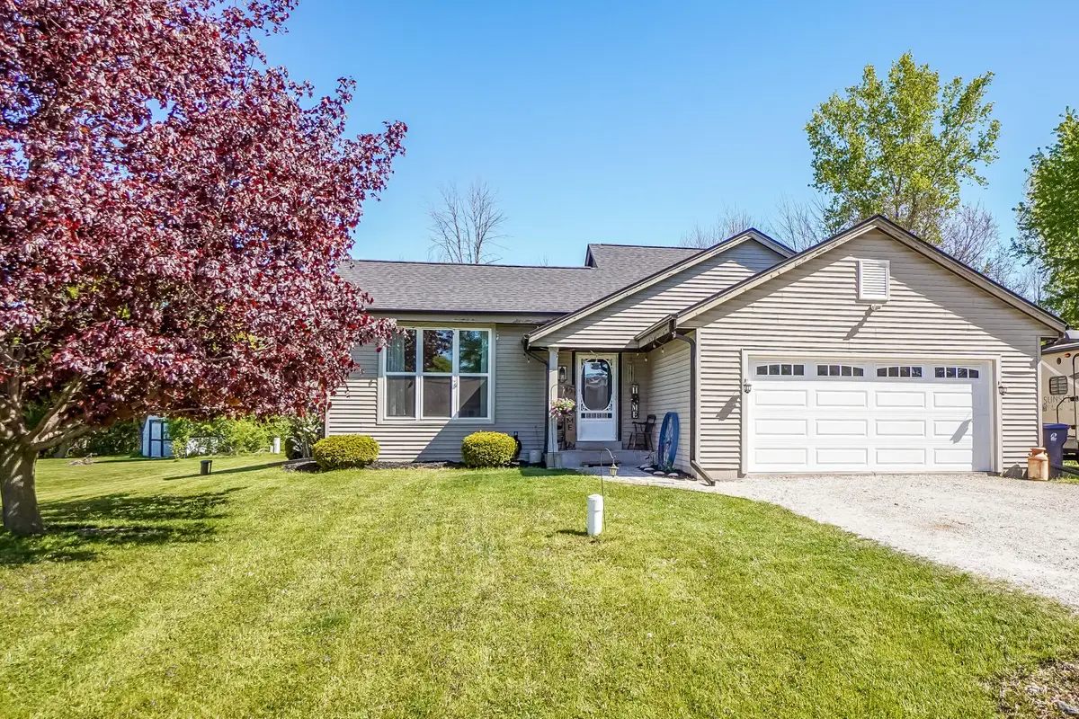 W2408 Julianne St, Ashippun, WI 53066 - #1