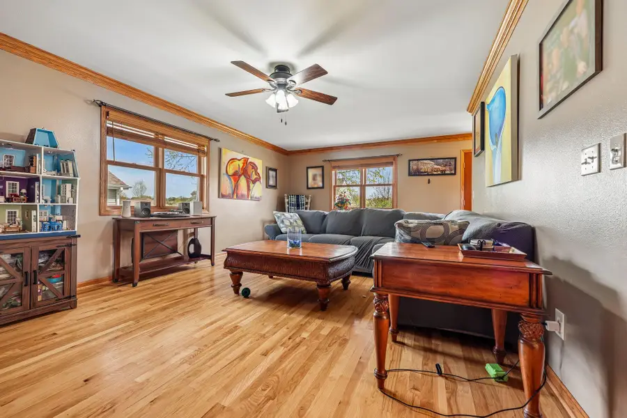 1112 Durango Dr, Hartford, WI 53027 - #3