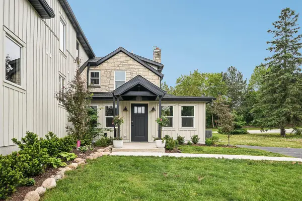 N48W16262 Lisbon Rd, Menomonee Falls, WI 53051