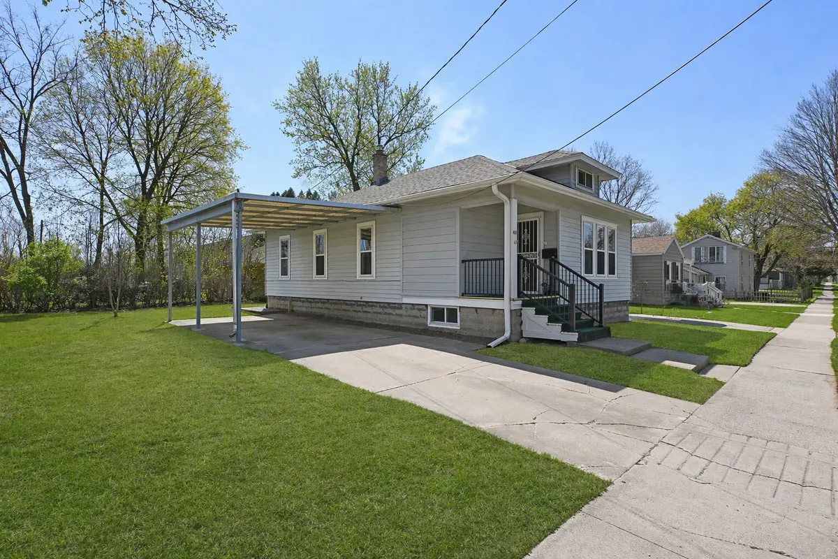 412 Mcdowell St, Delavan, WI 53115 - #1