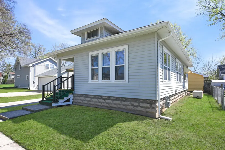 412 Mcdowell St, Delavan, WI 53115 - #2