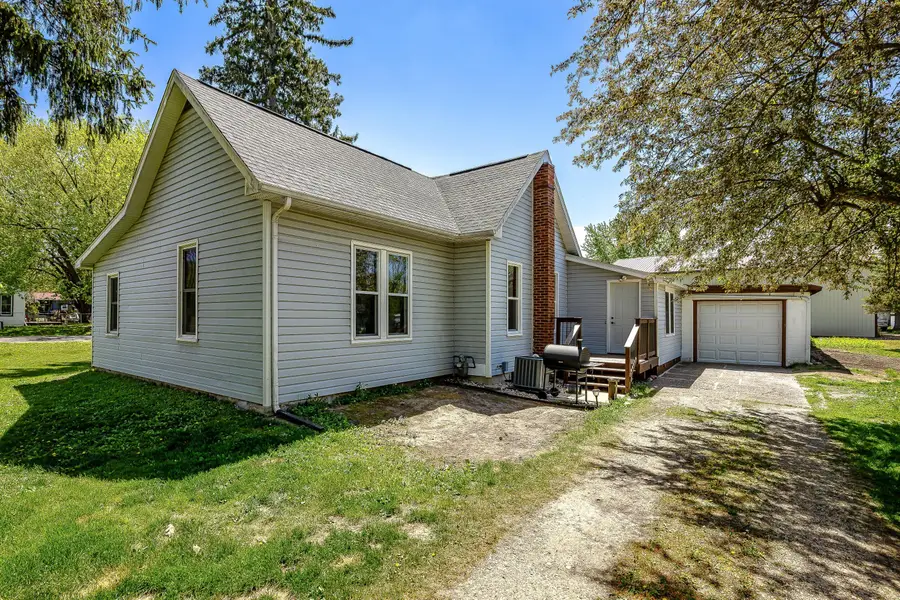 N7245 John St, Holland, WI 54636 - #3