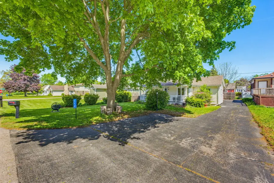 110 E Wisconsin Ave, Silver Lake, WI 53170 - #3