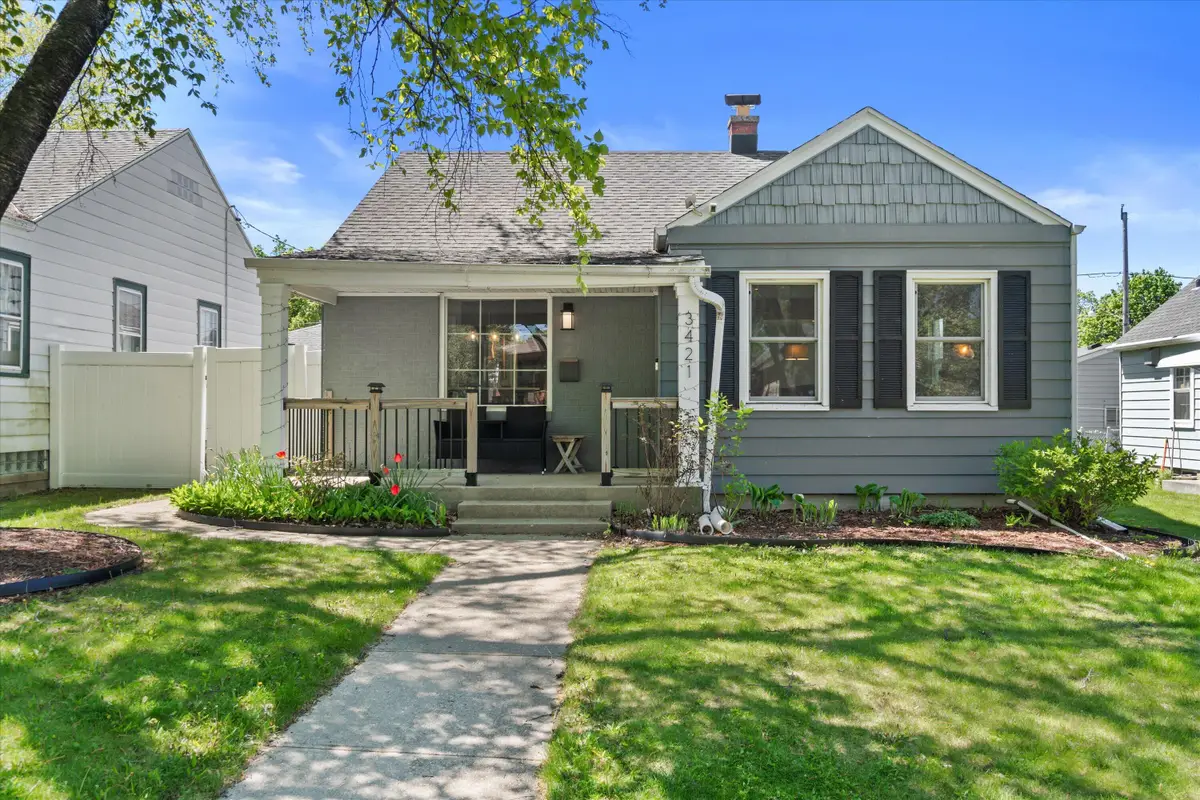 3421 S Quincy Ave, Milwaukee, WI 53207 - #1