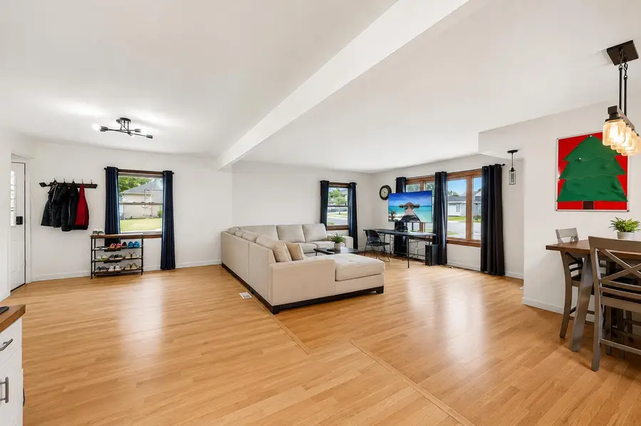 9600 W Morgan Ave, Milwaukee, WI 53228 - #2