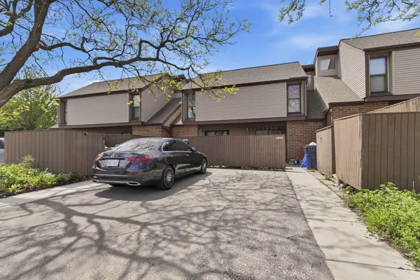 1411 W Edgerton Ave, Milwaukee, WI 53221