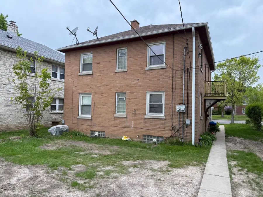 3725 W Capitol Dr, Milwaukee, WI 53216 - #3