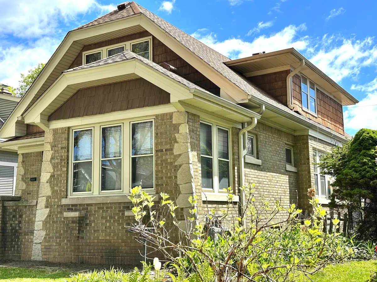 3234 S Pine Ave, Milwaukee, WI 53207 - #1