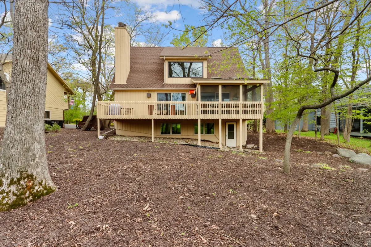 152 Saint Andrews Trl, Fontana, WI 53125 - #1