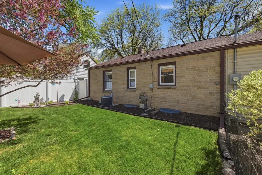 3929 S 56th St, Milwaukee, WI 53220 - #3