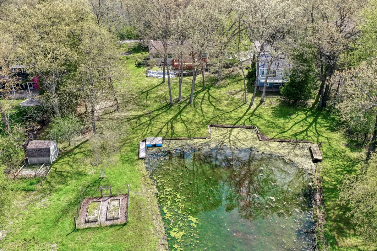 3513 Ridge Dr, Delafield, WI 53029 - #1