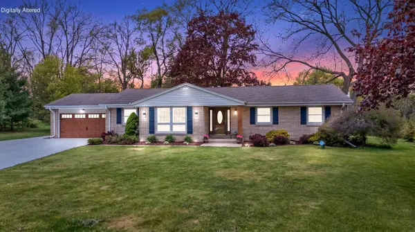 14675 Santa Rosa Dr, Brookfield, WI 53005