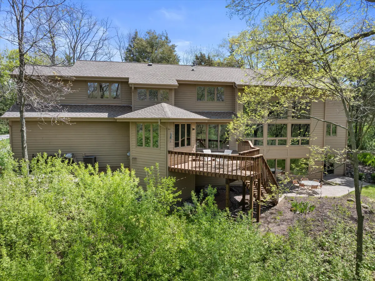 1161 Lost Woods Rd, Summit, WI 53066 - #1
