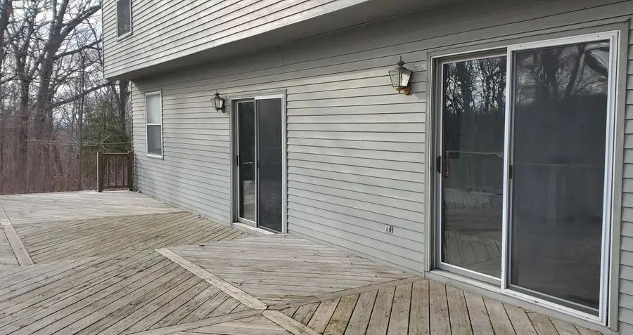 8130 Forest View Rd, Kewaskum, WI 53040 - #2