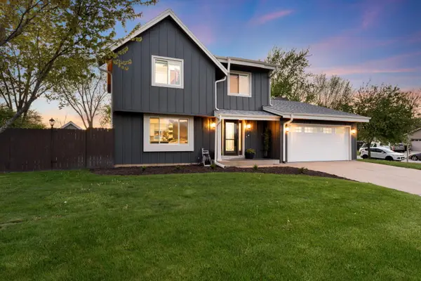 10541 S Mcgraw Dr, Oak Creek, WI 53154