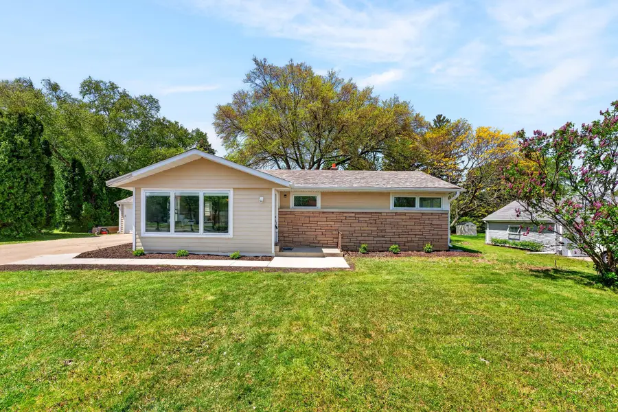 2965 N 124th St, Brookfield, WI 53005 - #3