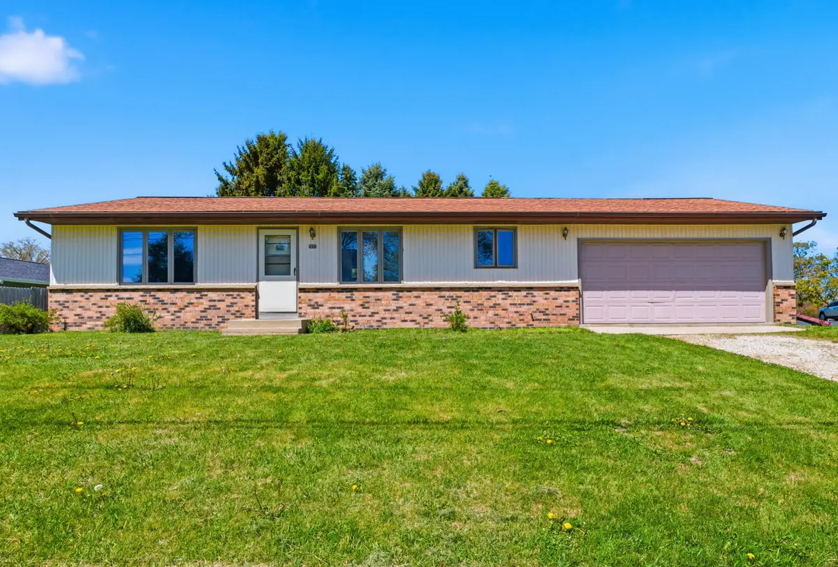 220 1st Ave, Adell, WI 53001 - #1