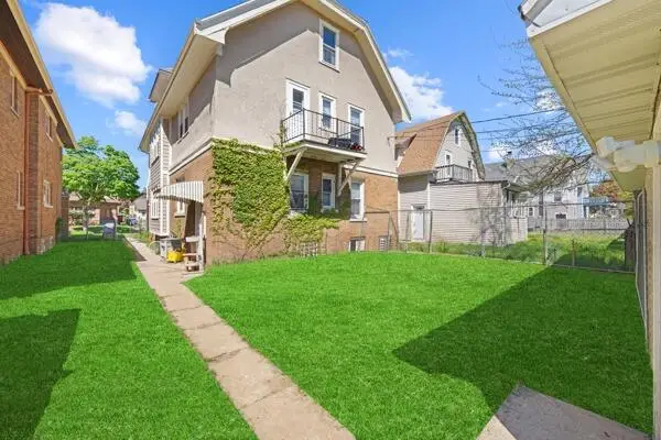 2850 N 51st St, Milwaukee, WI 53210 - #3