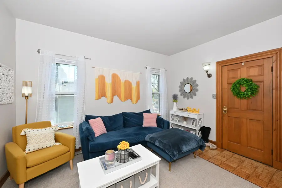 2440 S Wentworth Ave, Milwaukee, WI 53207 - #3