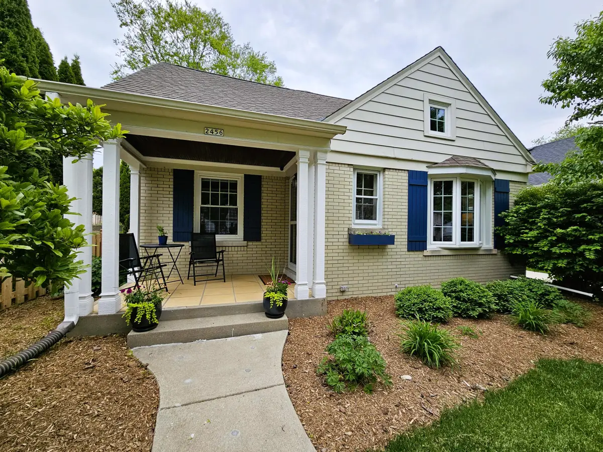 2456 N 82nd St, Wauwatosa, WI 53213 - #1