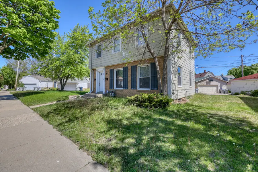 6424 W Lisbon Ave, Milwaukee, WI 53210 - #2