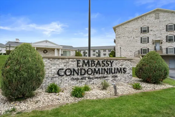 125 N University Dr, West Bend, WI 53095