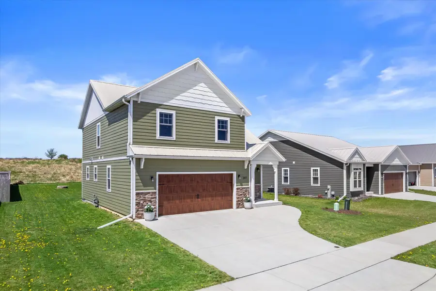 247 Binsfeld St, Belgium, WI 53004 - #3