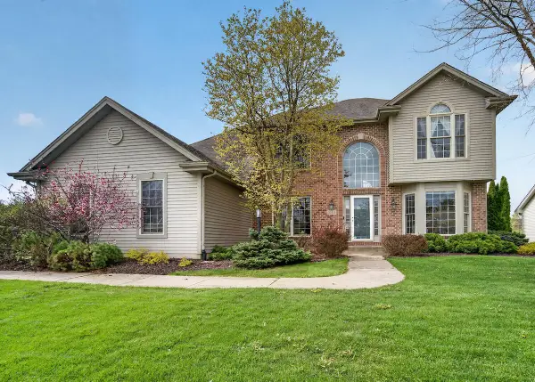 5145 Campfire Ln, Mount Pleasant, WI 53406