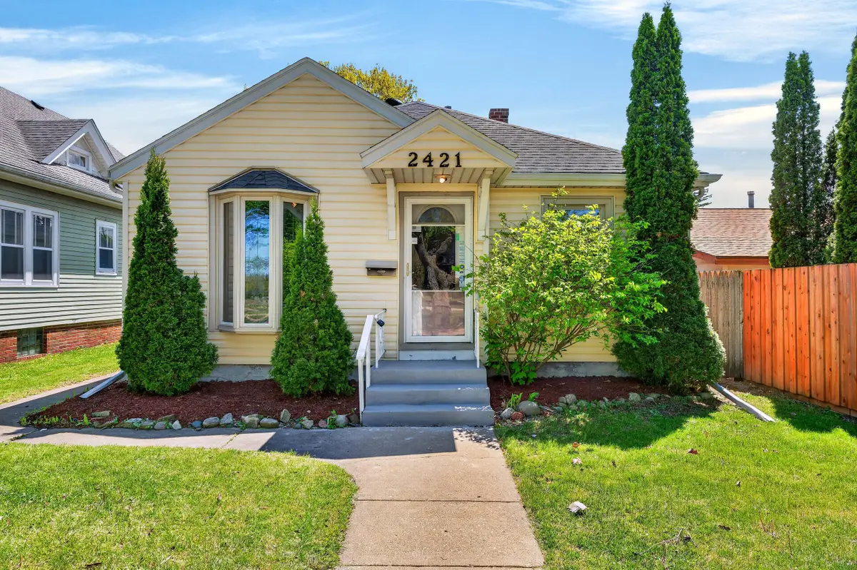 2421 Mohr Ave, Racine, WI 53405 - #1