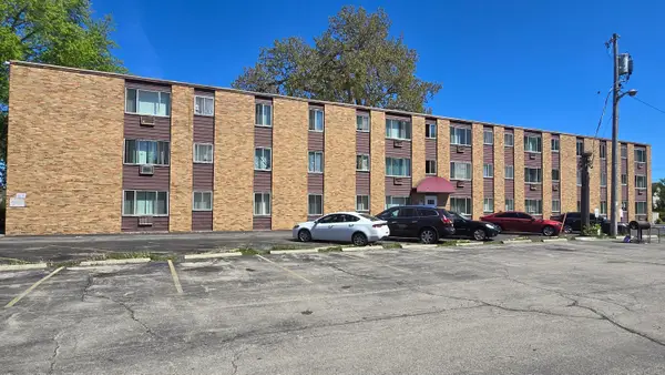 1615 60th St, Kenosha, WI 53140