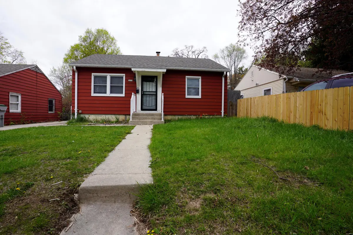 5075 N 50th St, Milwaukee, WI 53218 - #1