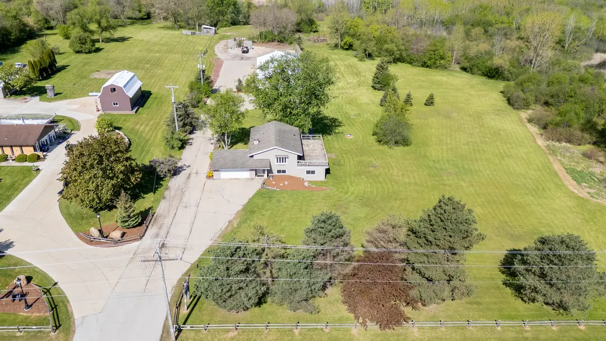 W240S4901 Highway 164, Waukesha, WI 53189 - #1