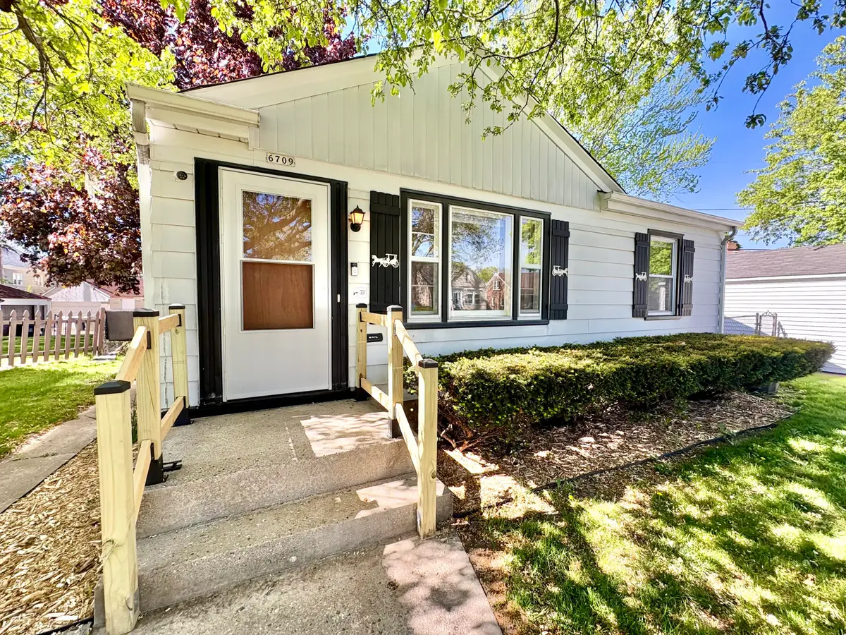 6709 W Chambers St, Milwaukee, WI 53210 - #1